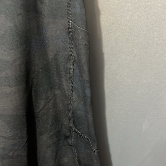 Black Camo Leggings - Picture 3 of 5